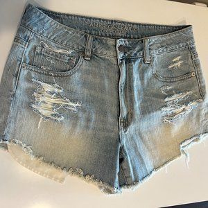 Trendy American Eagle High Rise Festival Jean Shorts (Size 12) - Light Wash